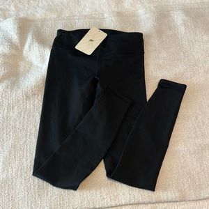 WOMENS FABLETIC LEGGINGS